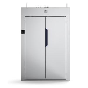 Balts apģērbu žāvēšanas skapis ar divām durvīm un ventilācijas izvadu, moderns un funkcionāls dizains.