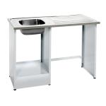 Nimo NB 1200 MB izlietne ar nerūsējošā tērauda izlietni un baltu metāla rāmi, ar platu virsmu un atvērtu apakšu.